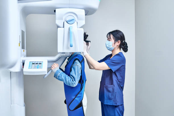 Best Emergency Root Canal Treatment in Iowa Colony, TX